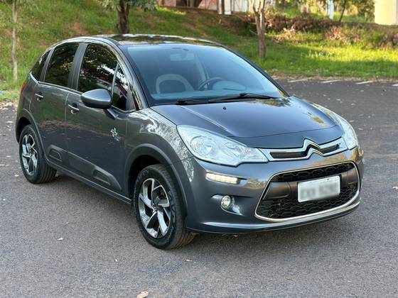 CITROËN C3 1.6 VTI 120 FLEX URBAN TRAIL EAT6 CITROËN C3 1.6 VTI 120 FLEX URBAN TRAIL EAT6